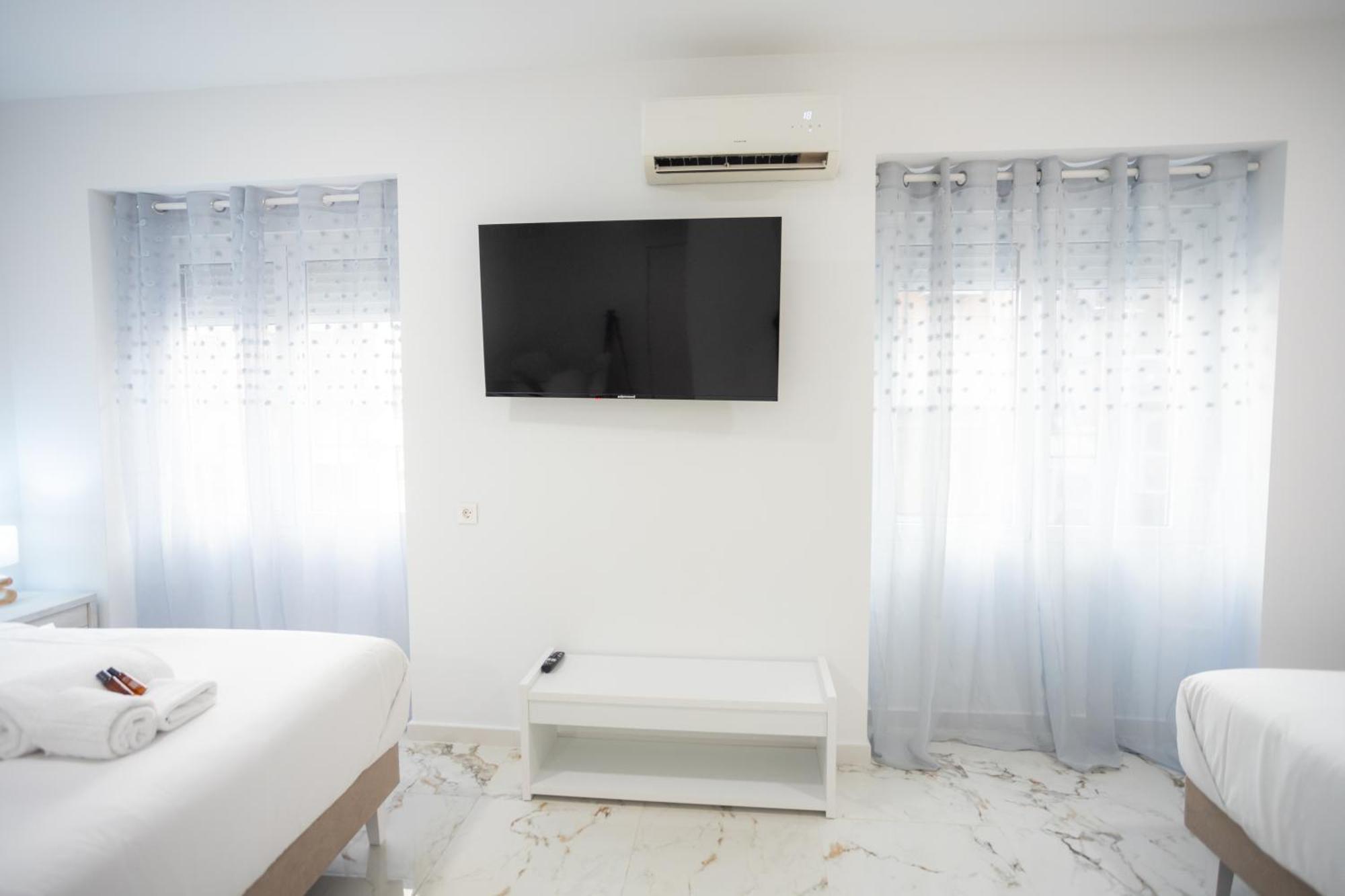L&G Apartments Bahia Suite Alicante Buitenkant foto