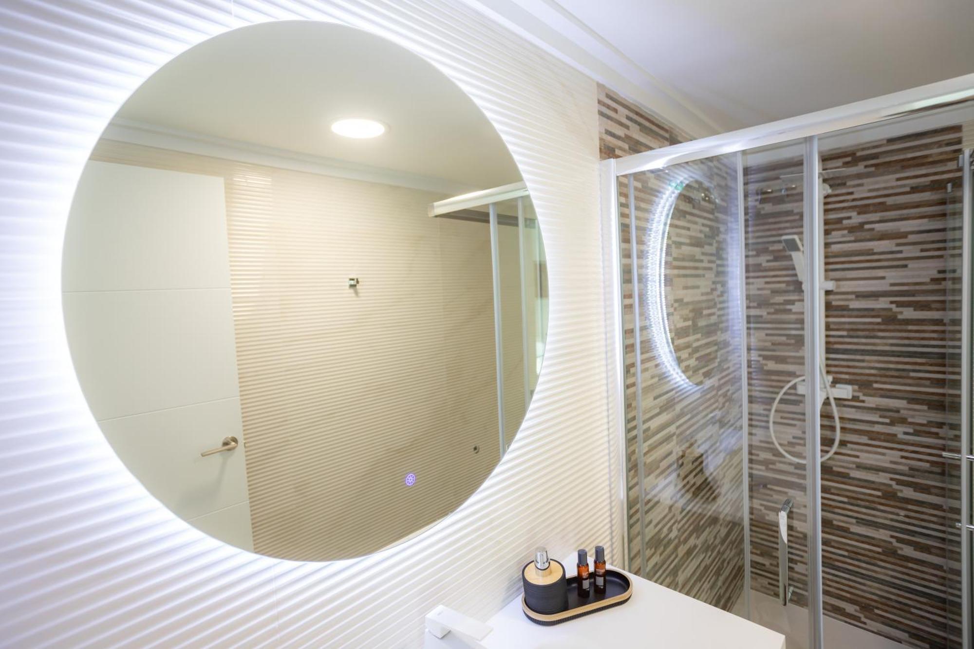 L&G Apartments Bahia Suite Alicante Buitenkant foto
