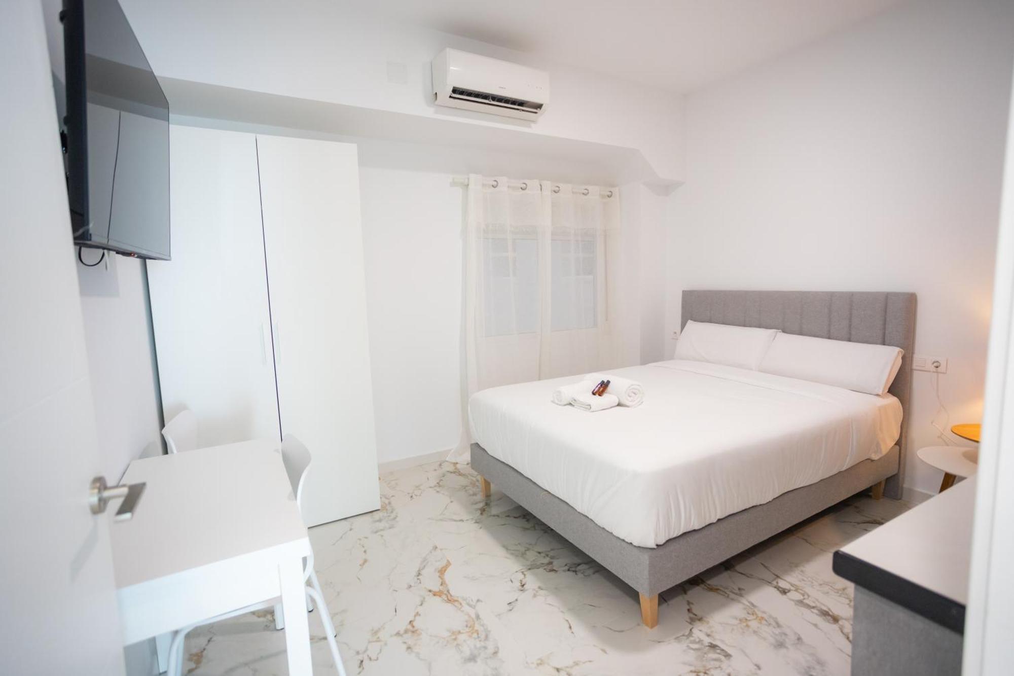 L&G Apartments Bahia Suite Alicante Buitenkant foto