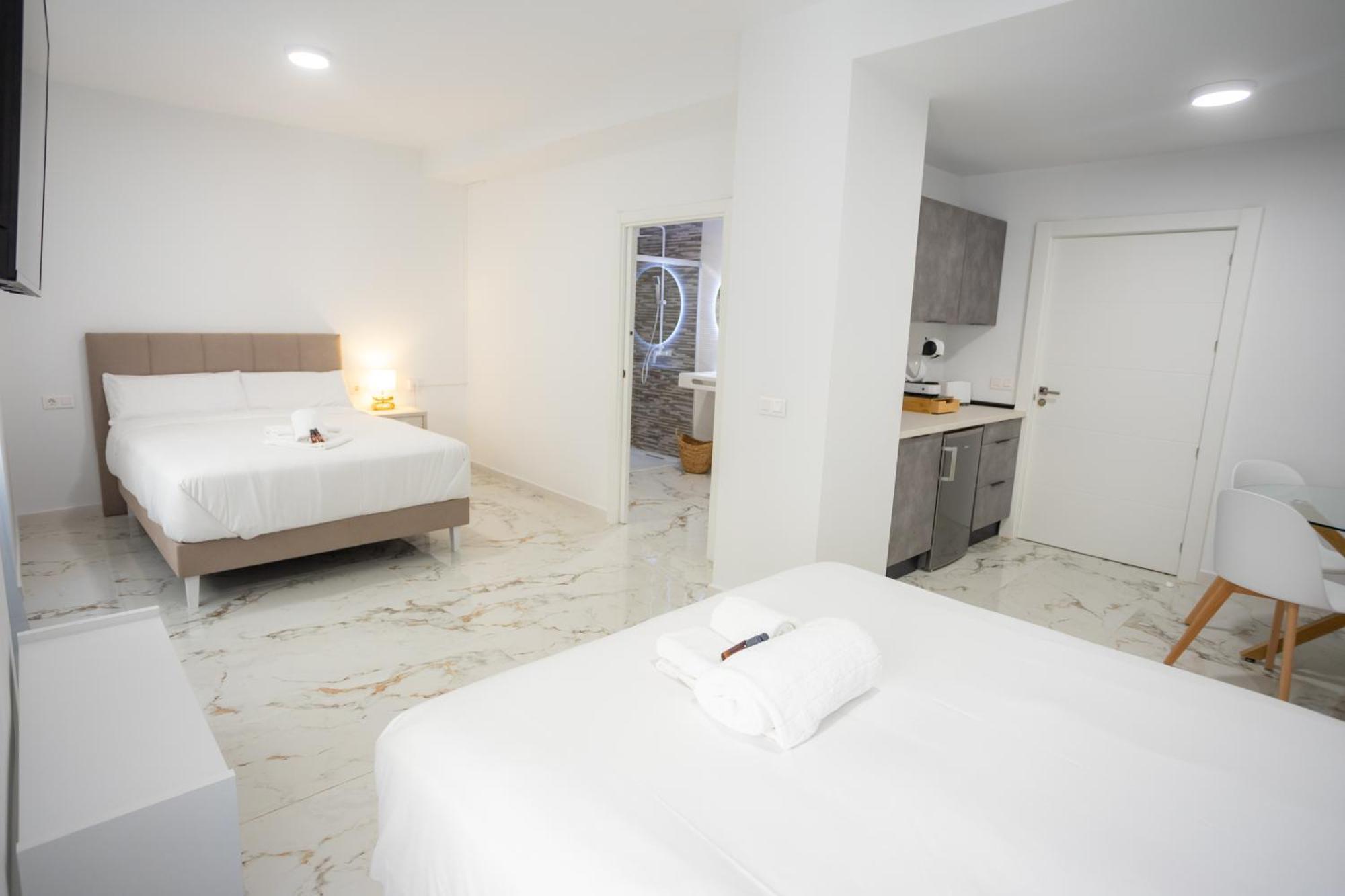 L&G Apartments Bahia Suite Alicante Buitenkant foto