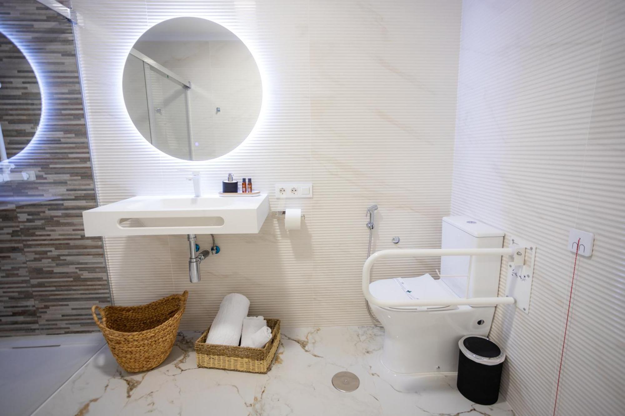 L&G Apartments Bahia Suite Alicante Buitenkant foto
