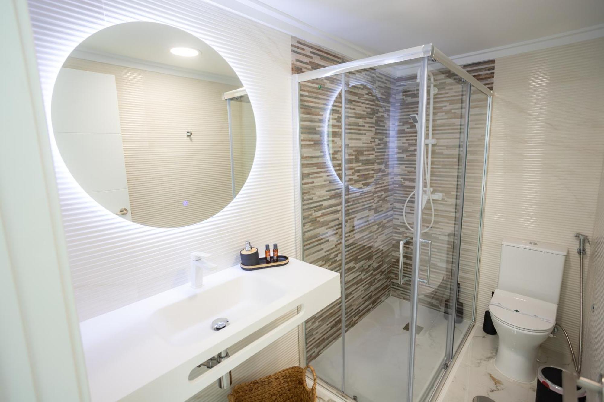 L&G Apartments Bahia Suite Alicante Buitenkant foto